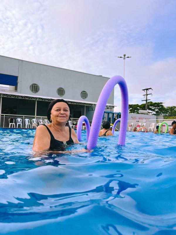 Mente e corpo em movimento: hidroginástica no Sesc Ilhotas.(Imagem:Divulgação)