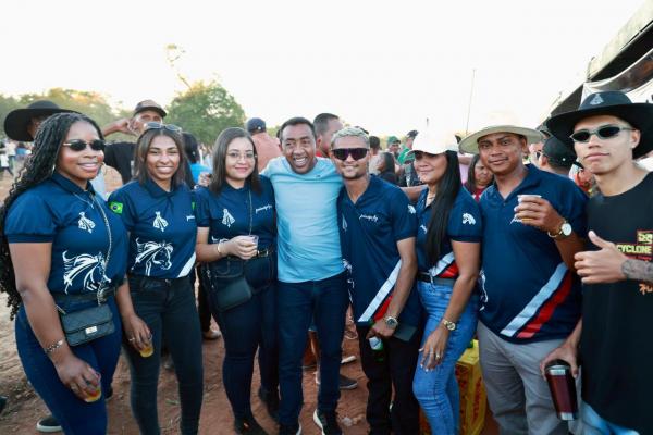 Joel Rodrigues cumpre maratona por diversas cidades em poucos dias e ouve a população(Imagem:Ascom)