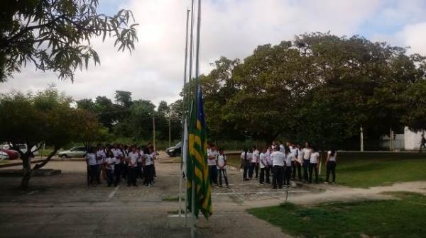 Missa e inaugurações abrem programação de aniversário do Colégio Técnico de Floriano.(Imagem:FlorianoNews)