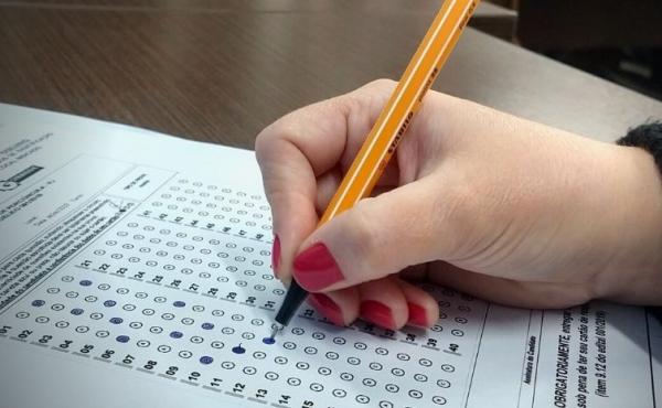 Prefeitura no Piauí lança seletivo com 29 vagas e salário de até R$ 2,4 mil