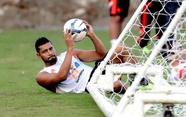Andr&eacute; Santos teve contrato rescindido com o Flamengo no come&ccedil;o do m&ecirc;s.(Imagem:Cezar Loureiro / Ag&ecirc;ncia O Globo)