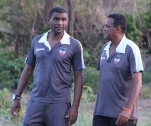 Treino com auxiliar, indicações e joias do Galo: os planos de Marcão no Piauí