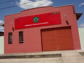 Secretaria de saúde do estado esteve em Floriano entregando farmácia popular