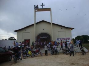 Católicos acolhem novo pároco de Floriano
