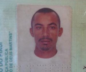Pedreiro é morto a facadas dentro de casa em Floriano