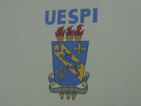 UESPI/Floriano oferta 10 cursos para 2013