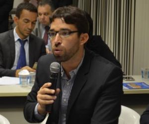 Marden Menezes alerta: Orçamento prioriza propaganda e prejudica áreas essenciais