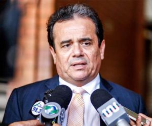 Deputado Henrique Pires diz que não retira pré-candidatura