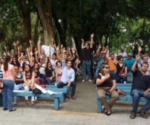 Greve da saúde municipal de Teresina é deflagrada por tempo indeterminado
