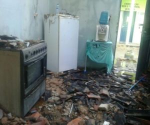 Incêndio destrói parte da secretaria de Educação de Monsenhor Gil
