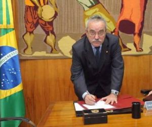 Atila pode trocar o PSB de Wilson pelo PSDB de Firmino