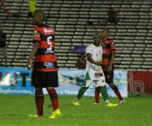 Irritado após substituição, Pantico se justifica: "Chateado pelo desperdício"
