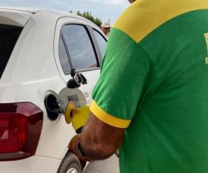 Donos de postos apontam queda de até 35% na venda de gasolina no Piauí