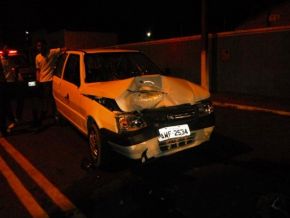 Colisão entre carro e moto deixa uma pessoa ferida em Floriano