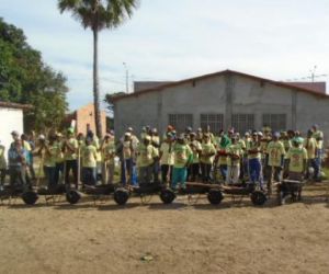 Prefeitura inicia mutirão de limpeza em Floriano