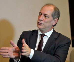 Brasil chegou ao fundo do poço após Bolsonaro e governos progressistas, diz Ciro