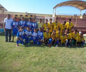 Jogo beneficente arrecada 120 Kg de alimentos em Barão de Grajaú