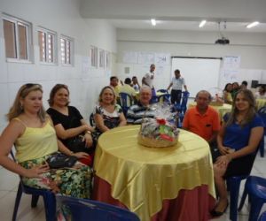 SESC Floriano realiza confraternização com café da manhã