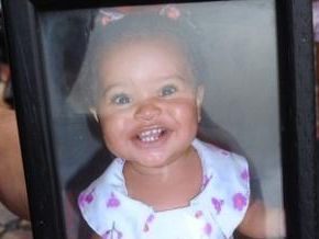 Menina de 2 anos morre eletrocutada em Teresina após tocar em cerca