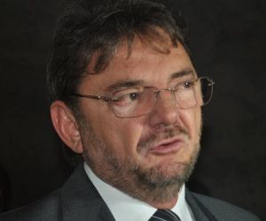 Wilson Martins permanece como presidente estadual do PSB