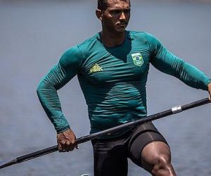 Isaquias Queiroz fica em 1º na bateria e avança à semifinal no C1 1000m