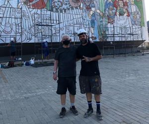 Painel do artista plástico Nonato Oliveira começa a ser restaurado no Centro de Convenções de Teresi