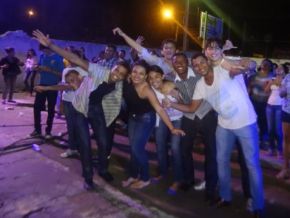Realizada noite de Louvor e Adoração em Floriano