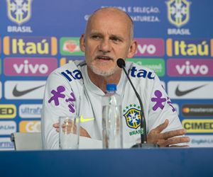 Taffarel justifica ausências de Neto e Vanderlei: "Goleiros que estão aqui são melhores"