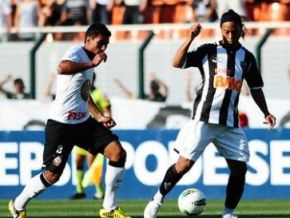 Paulo André dá vitória ao Timão sobre Galo e embola luta pelo título