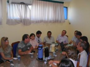 Parlamentares e educadores se reuniram para discutir Pacto pela Educação de Floriano