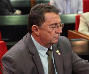 Deputado se mostra preocupado com efeito da seca nos rebanhos piauienses