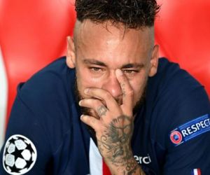 Neymar não se recupera de lesão e desfalca Paris Saint-Germain contra o Barcelona