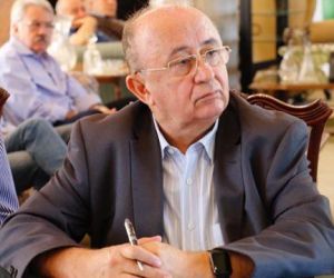 Reunião entre o deputado Júlio César e o governador termina sem acordo