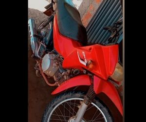Mulher tem moto tomada de assalto por dupla em Floriano