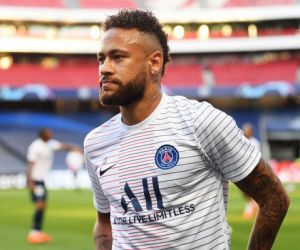 Neymar se revolta com críticas de Zélia Duncan e vai à Justiça