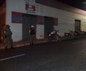 PM intensifica fiscalização com realização de blitzes em Floriano
