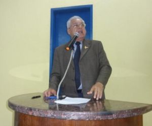 Vereador José Leão retoma trabalhos após o feriado