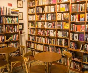 Após um ano de pandemia, março tem um milhão de livros vendidos a mais que mesmo período de 2020