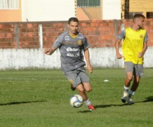 Sampaio e Bragantino defenderão lideranças nas Séries B e C