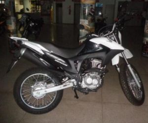 Cajueiro Motos apresenta a urbana NXR 160 Bros 2015 com mais potência e torque