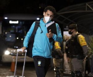 Seleção chega a Porto Alegre para jogo contra o Equador