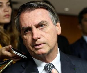 Bolsonaro diz que não pretende acabar com estabilidade de servidor