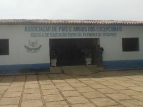 APAE de Floriano receberá novo ônibus escolar