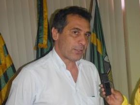 Medidas com relação aos problemas da cidade estão sendo tomadas, garantiu Gilberto Jr