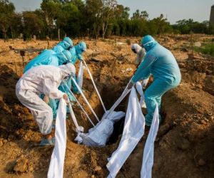 Brasil tem 2.656 mortes por Covid-19 em 24h e ultrapassa 406 mil