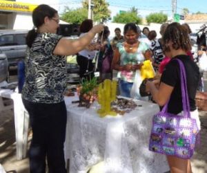 Rotary Club Médio Parnaíba realizou bazar beneficente