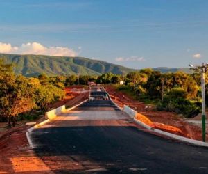 Nova estrada reduz em 85 km de Teresina a Barra Grande
