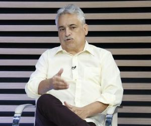 Robert critica aproximação de partidos com o governo: "É estranho"
