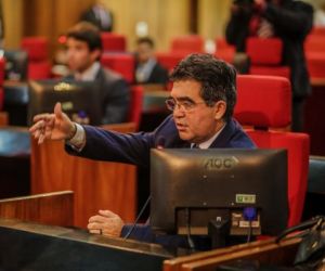 Governistas rejeitam requerimentos da oposição sobre subconcessão