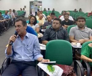 Gilberto Júnior participa de reunião emergencial na APPM